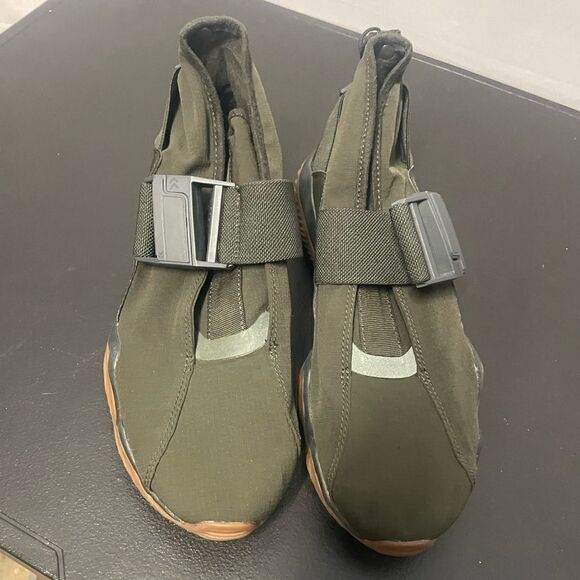 Nike Komyuter Shoes - Picture 3 of 6